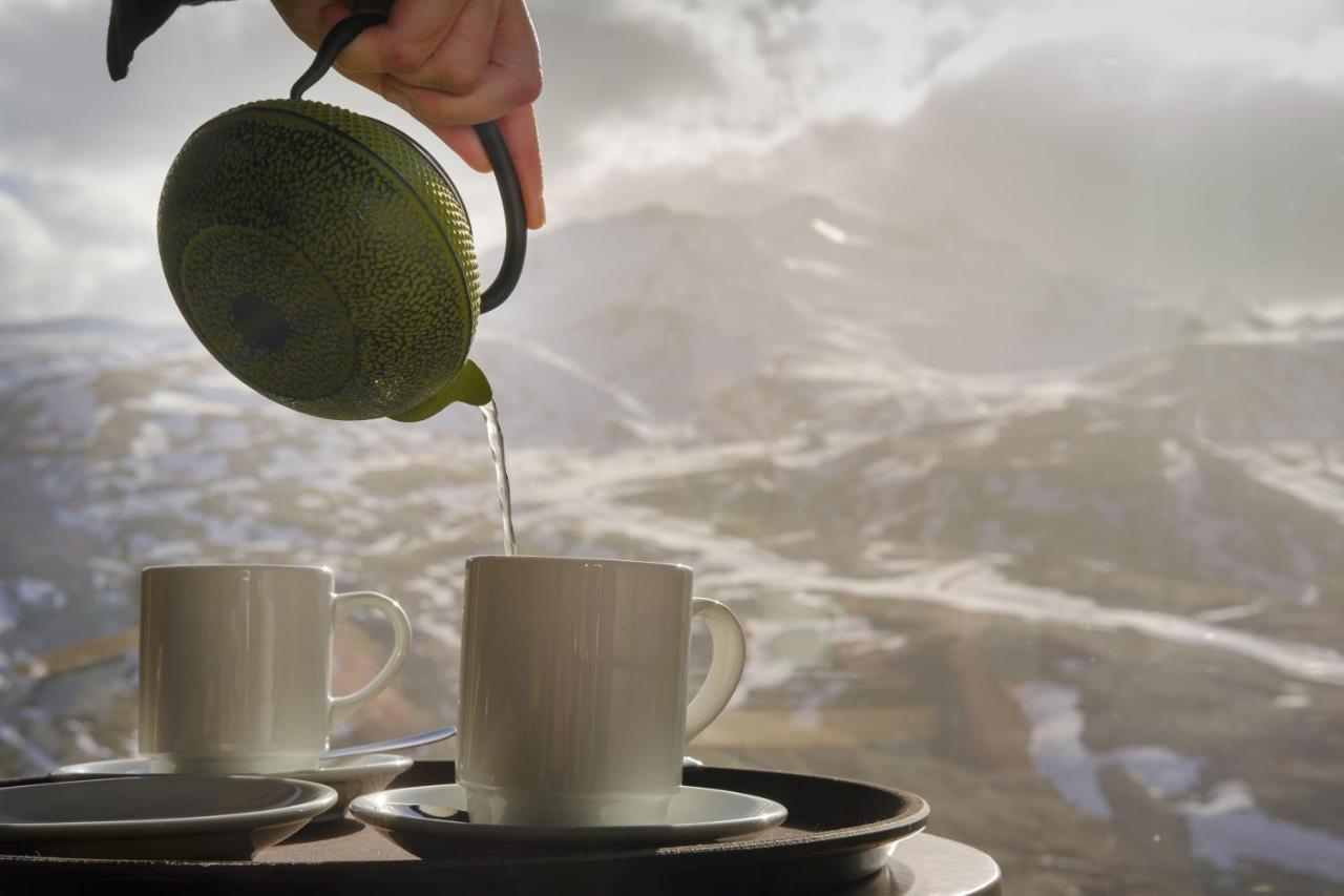 Snoe Aragon Hills Hotel Formigal Bagian luar foto