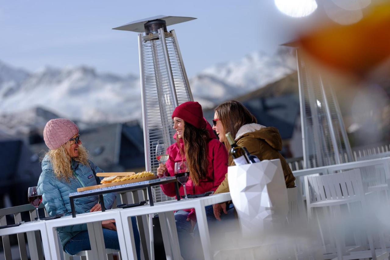 Snoe Aragon Hills Hotel Formigal Bagian luar foto
