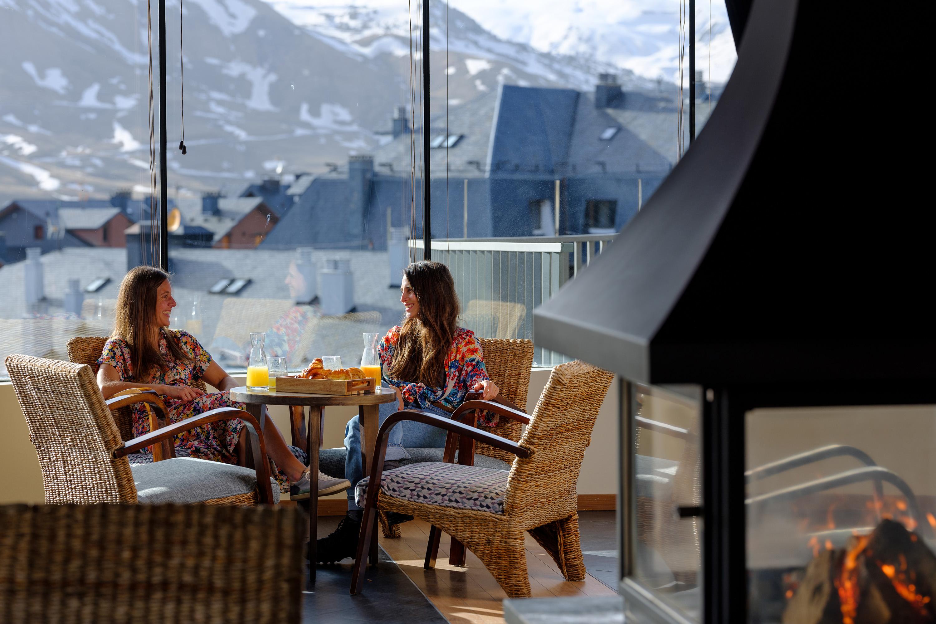 Snoe Aragon Hills Hotel Formigal Bagian luar foto