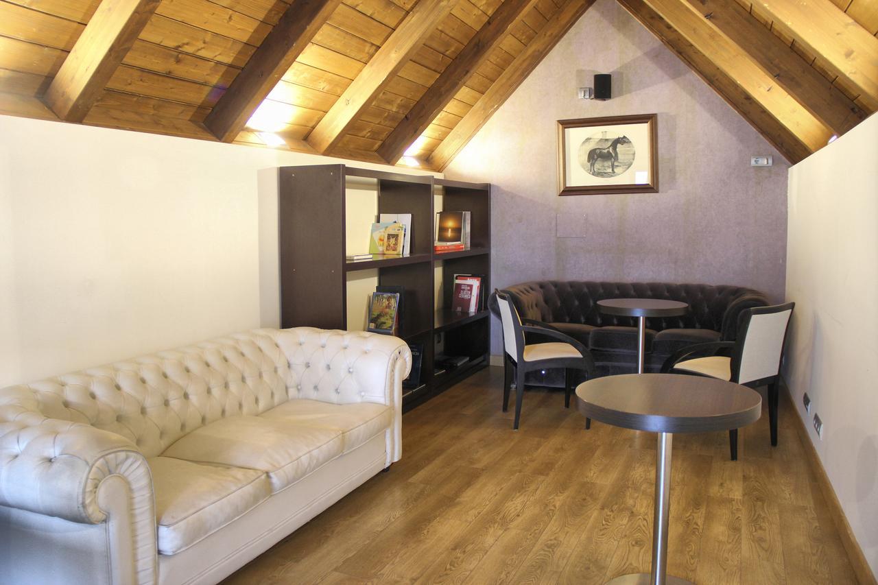Snoe Aragon Hills Hotel Formigal Bagian luar foto