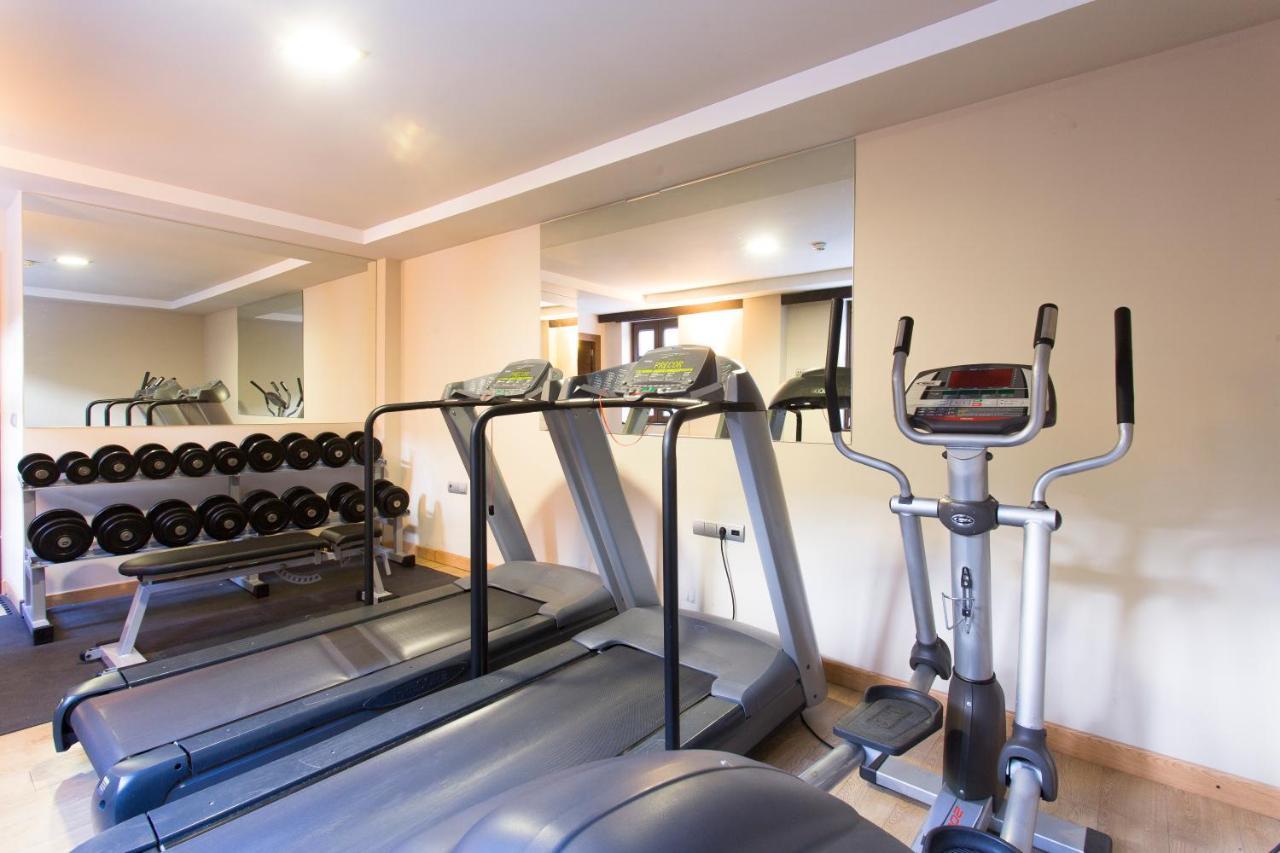 Snoe Aragon Hills Hotel Formigal Bagian luar foto